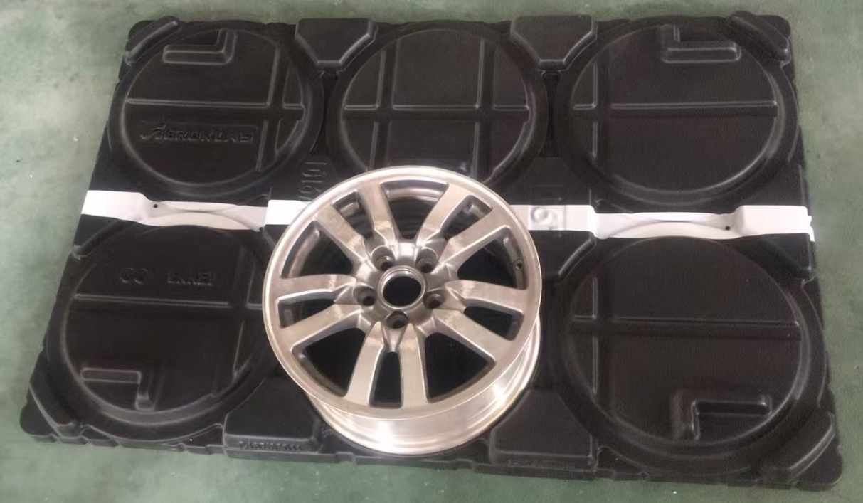 丰田17,18寸轮毂厚片吸塑托盘